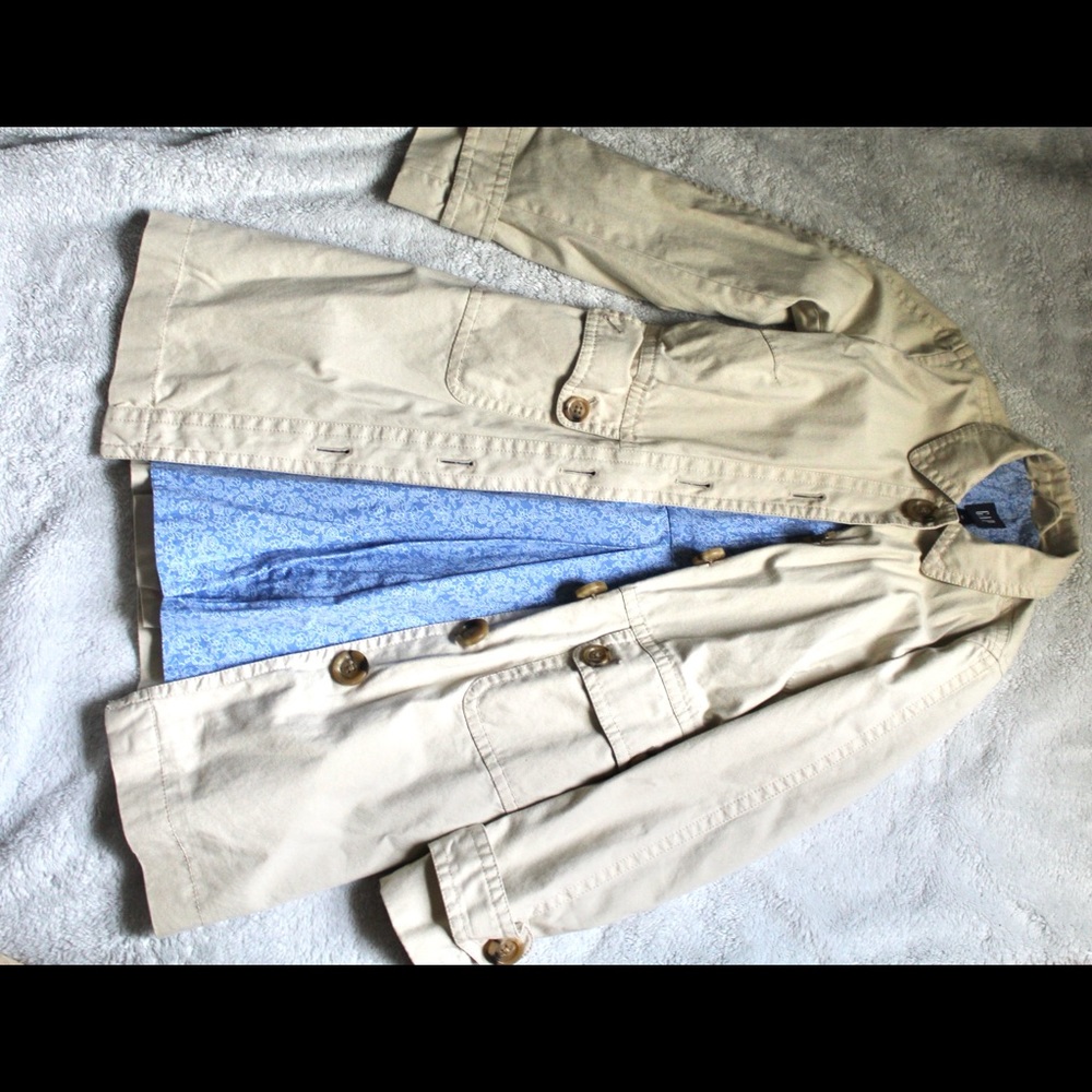 Coat- Color: Tan, Brand: Gap, Size: Extra Small.